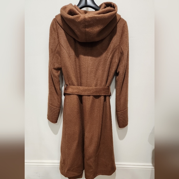 Sentaler Wrap Coat - Picture 5 of 16